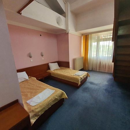 Hotel Norcev Görgeteg Kültér fotó