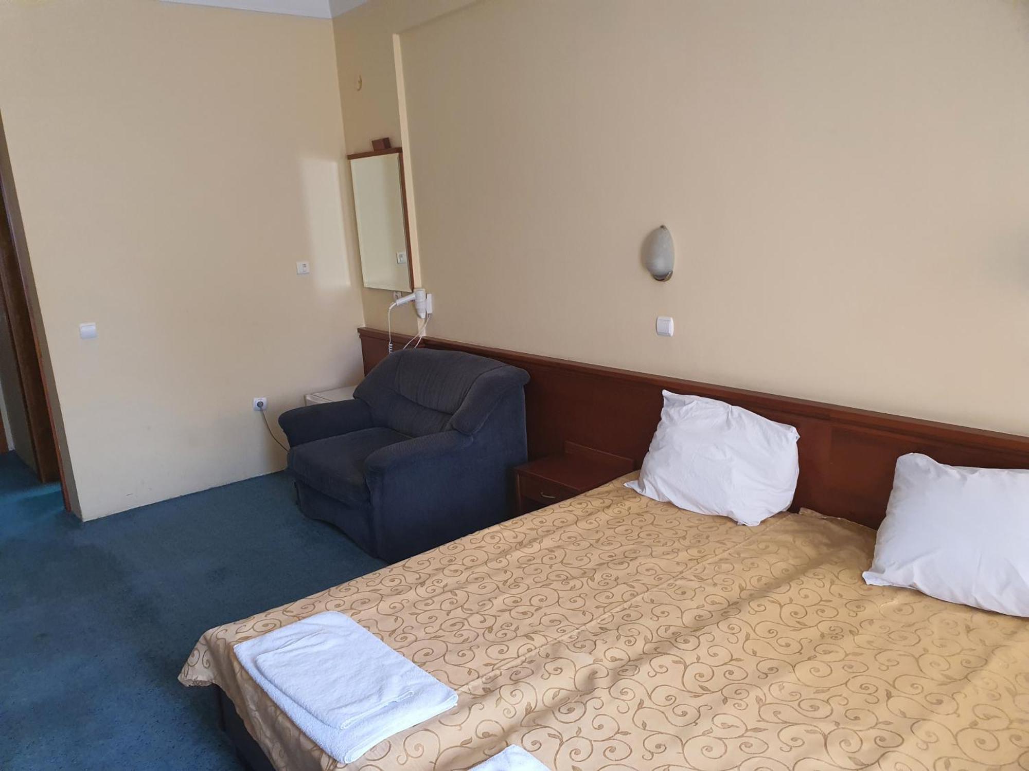 Hotel Norcev Görgeteg Kültér fotó