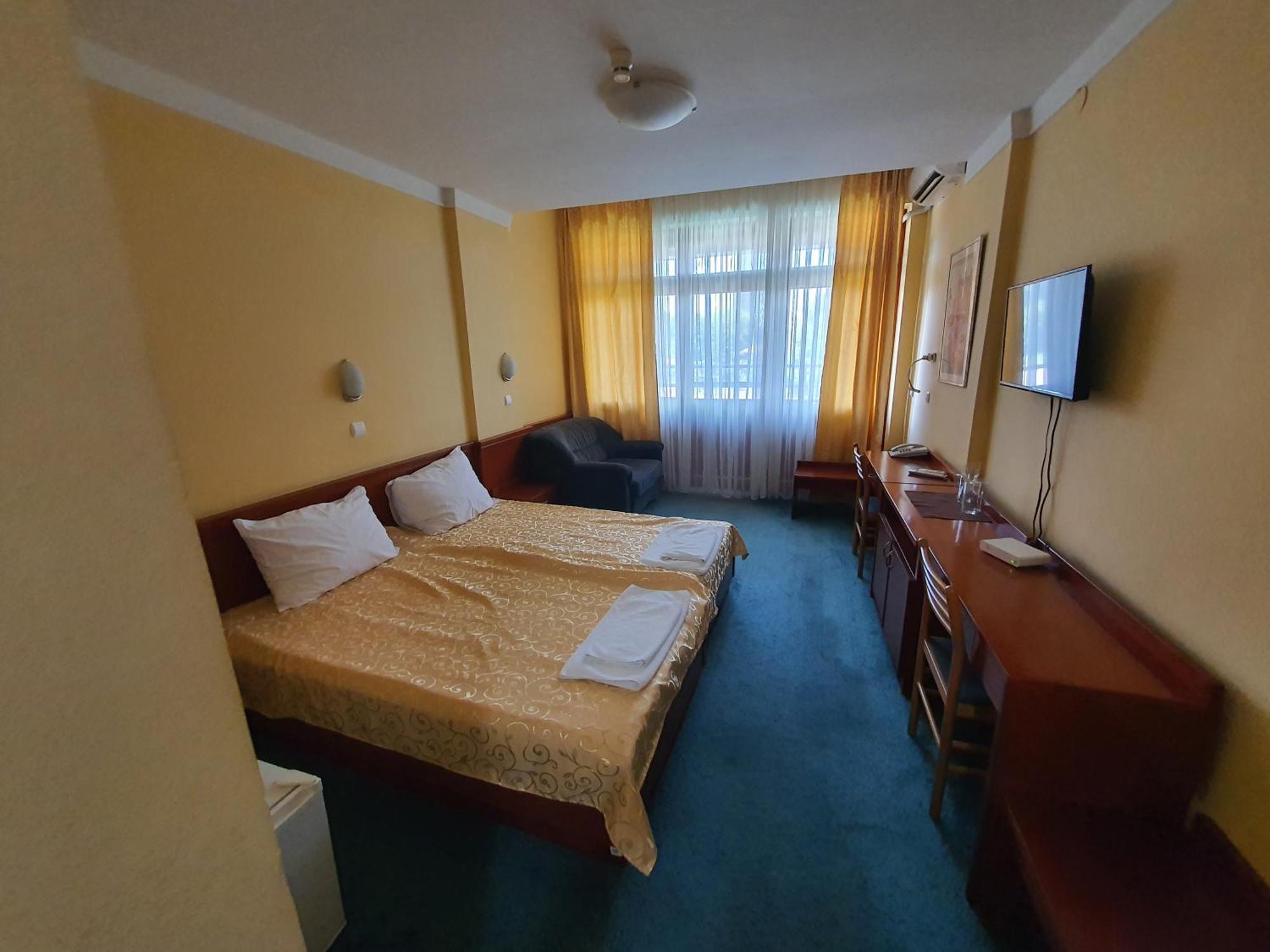 Hotel Norcev Görgeteg Kültér fotó